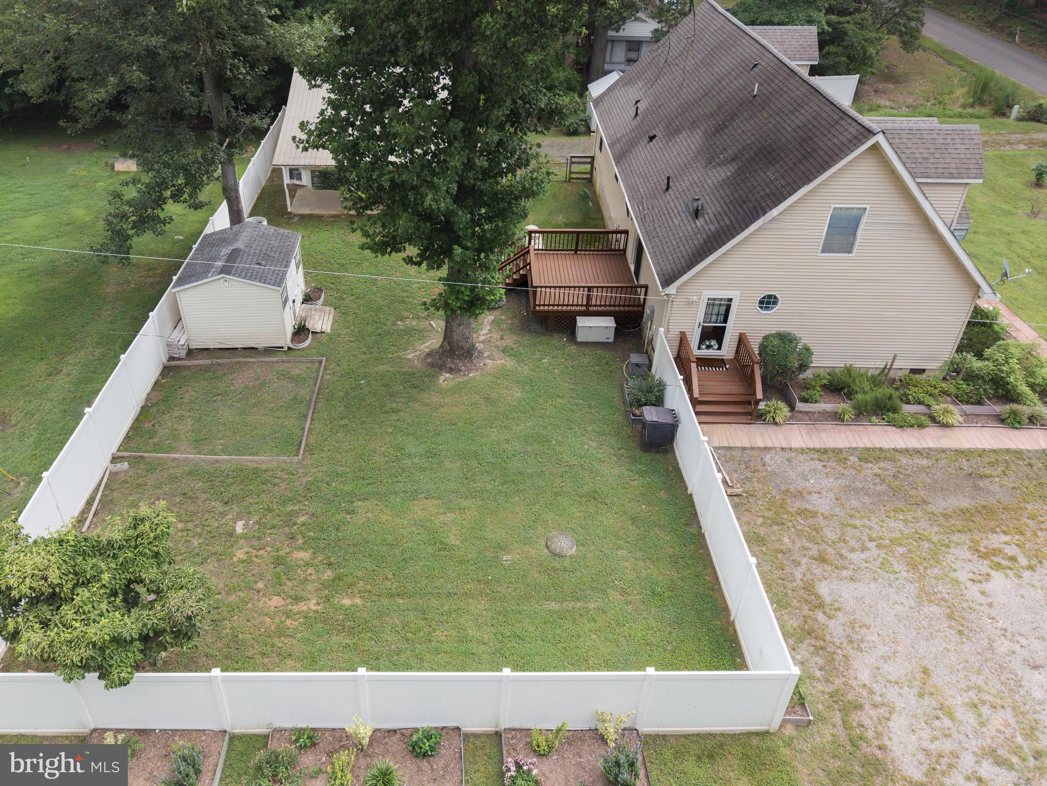 811 Long Point Road Hague, VA 22469 - Photo 4 of 35 Gallery Image 4