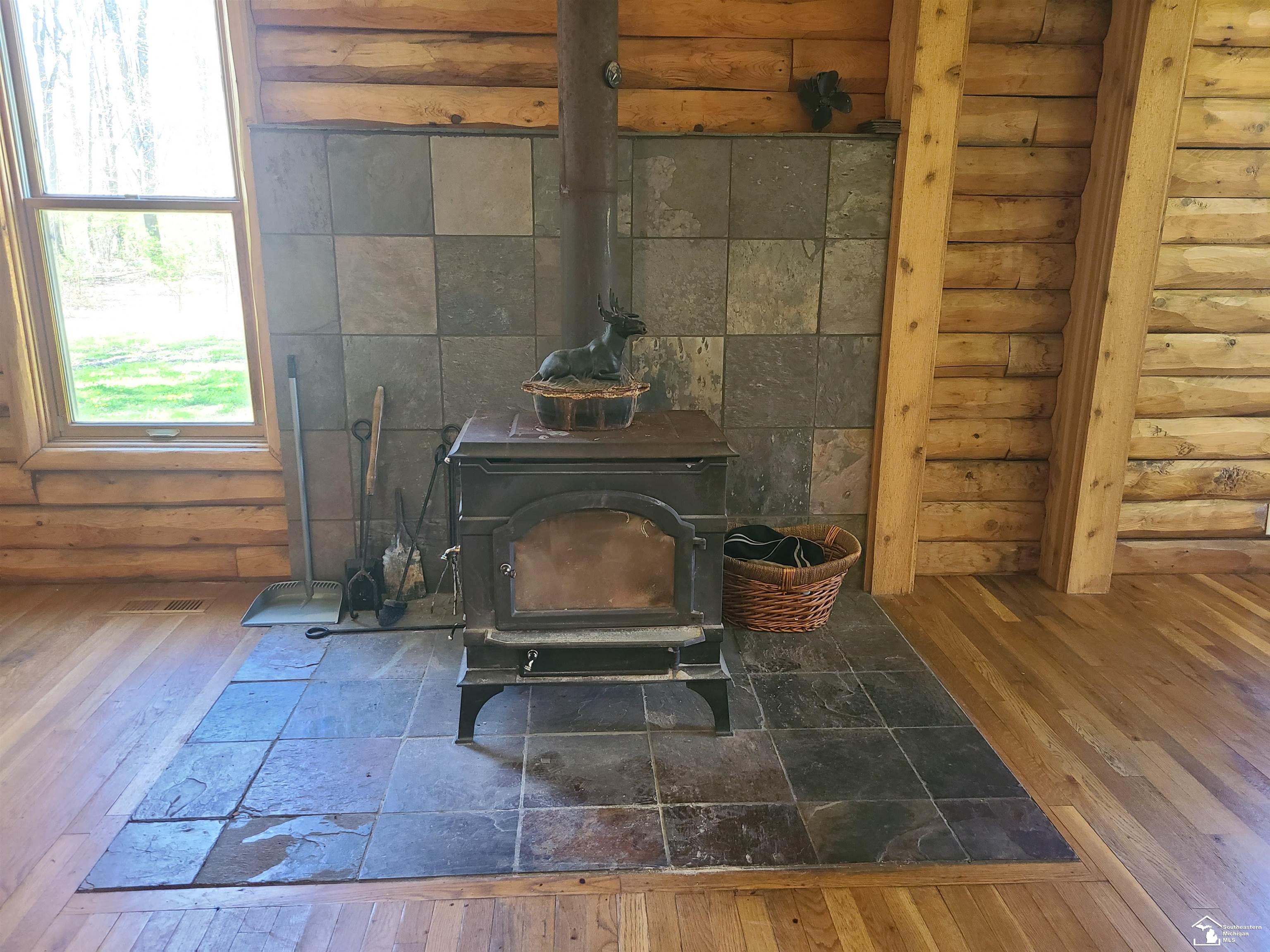 11581 Dixon Road Monroe, MI 48161 - Photo 27 of 41