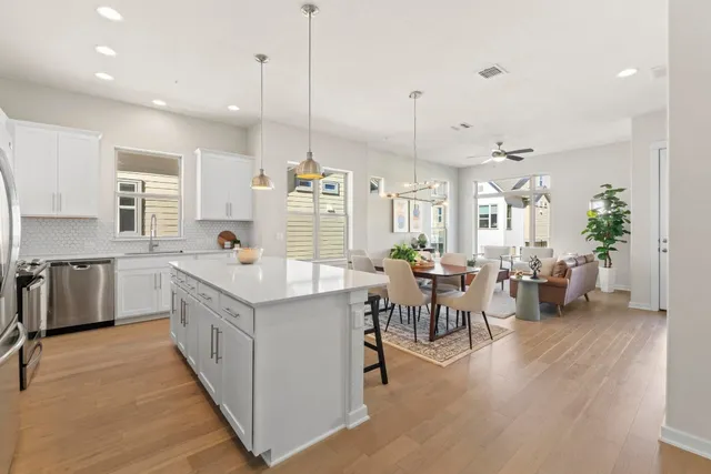 $765,000 | 4617 Herzog Street, Austin, TX 78723