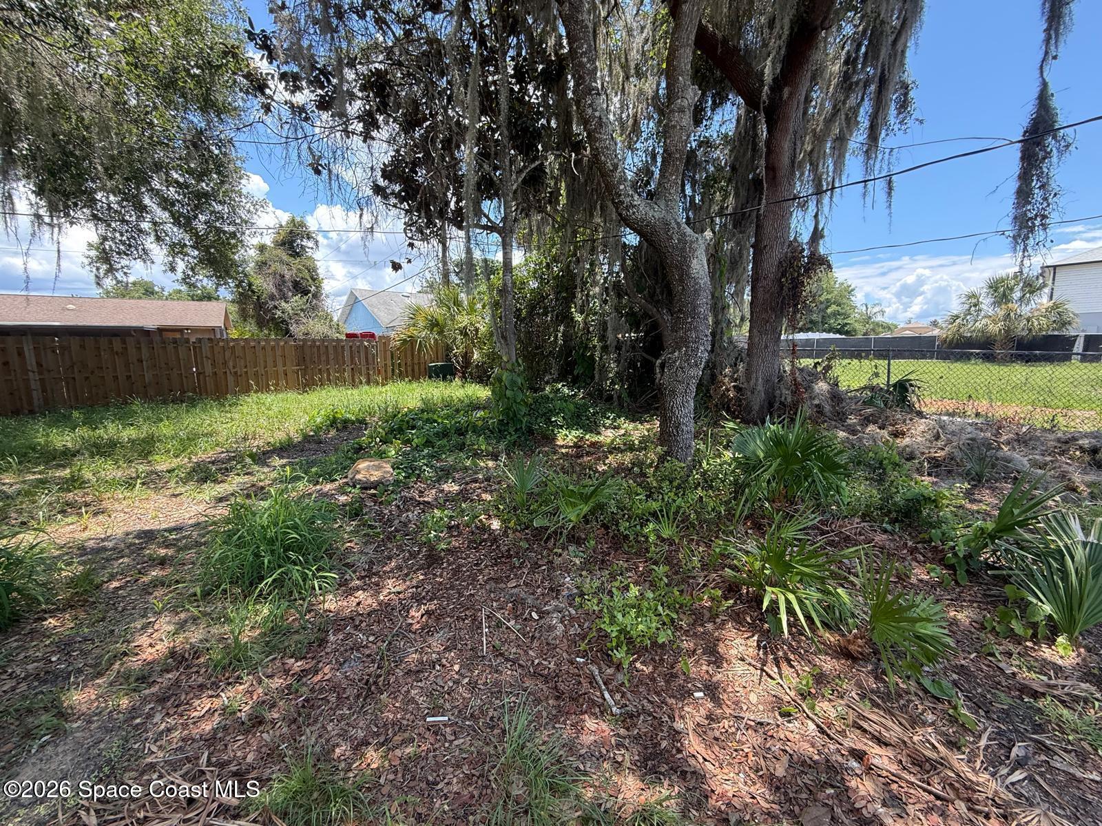 65 South Courtland Boulevard Deltona, FL 32738 - Photo 26 of 27 20260612_183055000_iOS