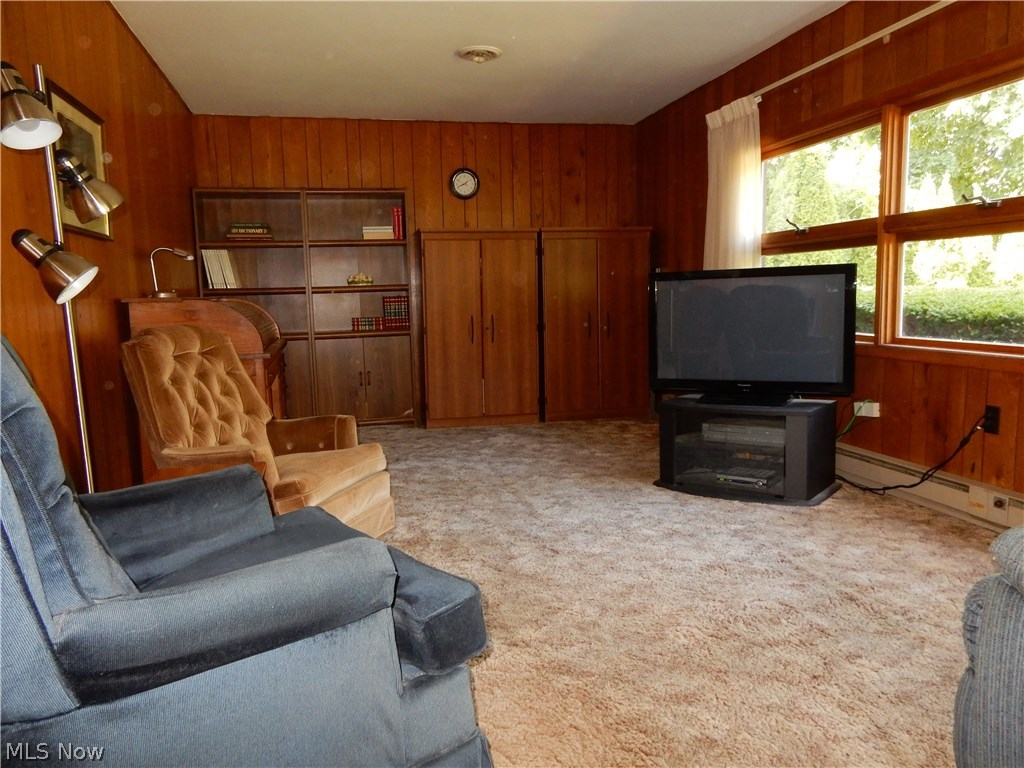 135 Paradise Road Painesville, OH 44077 - Photo 4 of 31 Gallery Image 4