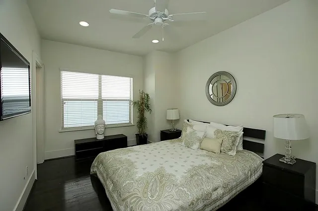 $3,200 | 1810 Oakdale Street, Houston, TX 77004