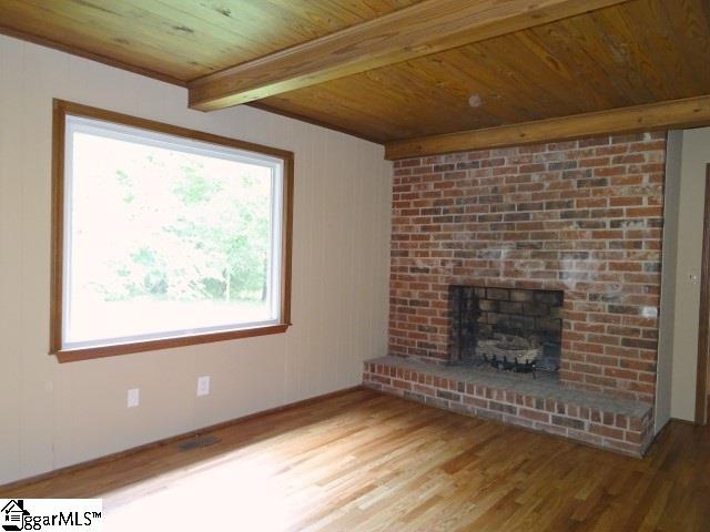 365 Berry Road Pelzer, SC 29669 - Photo 5 of 17