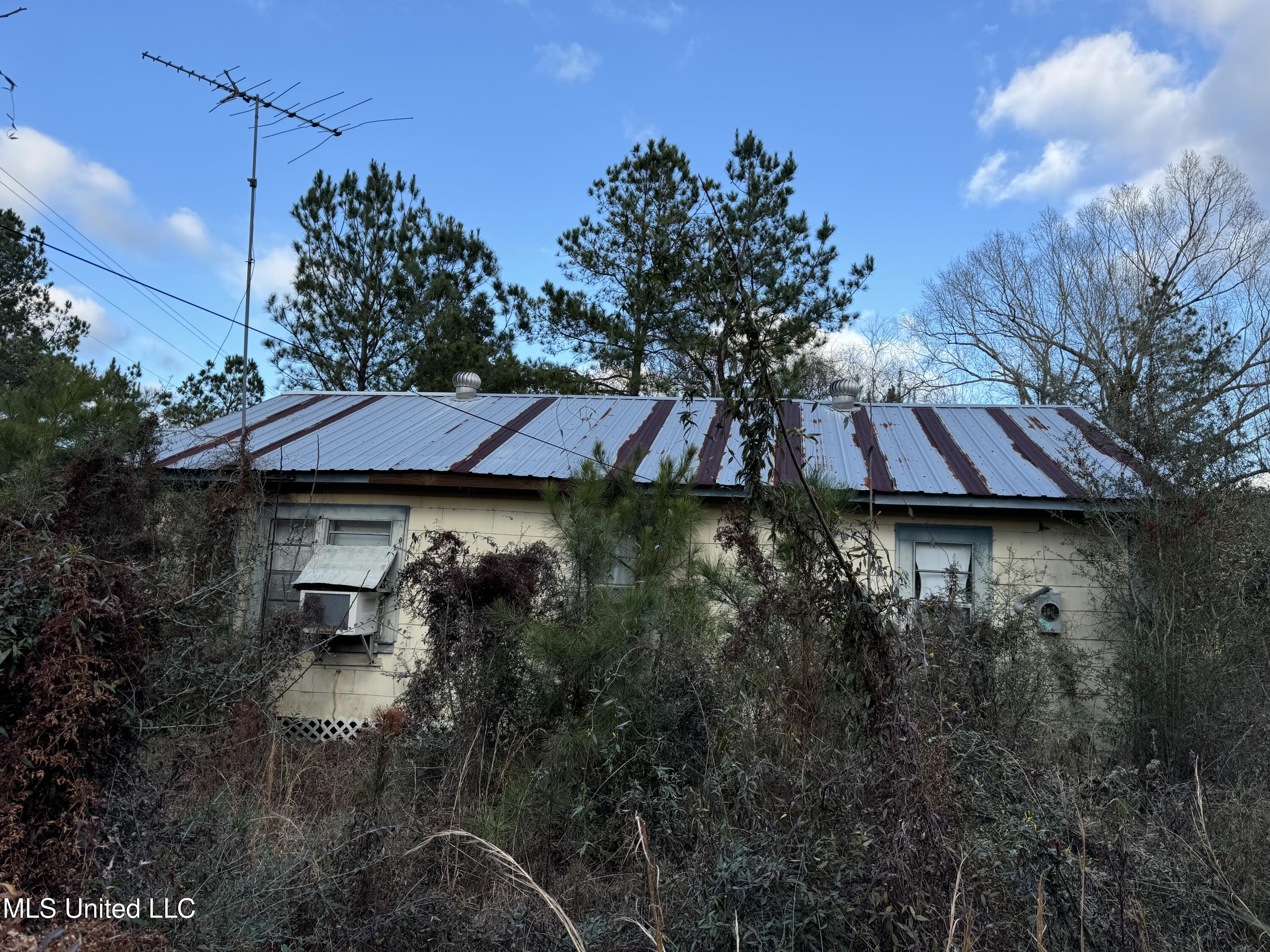 334 Baughman Road Poplarville, MS 39470 - Photo 17 of 19 IMG_1496