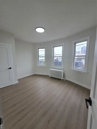 $3,200 | 112 Webster Avenue, Unit 3, New Rochelle, NY 10801