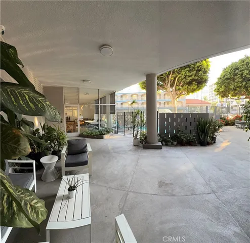 $434,888 | 100 Atlantic Avenue, Unit 1012, Long Beach, CA 90802