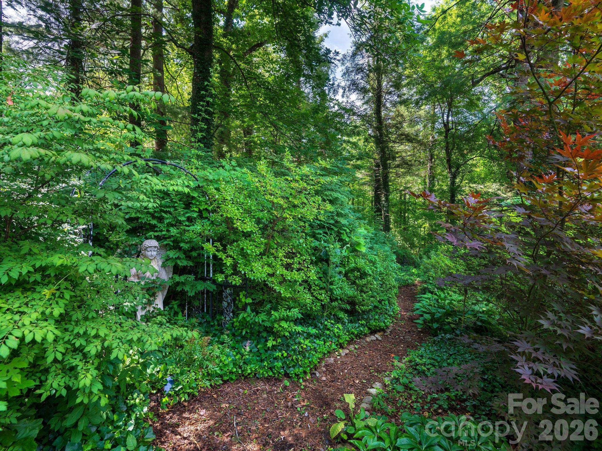 112 Lyndale Road Hendersonville, NC 28739 - Photo 25 of 30