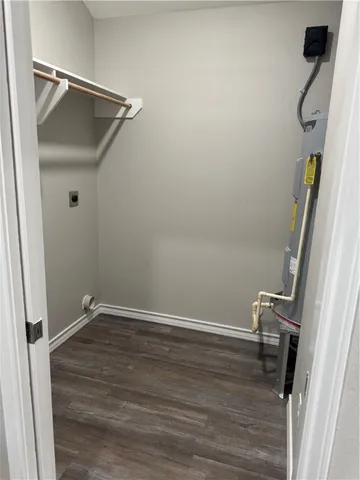 a view of walk in closet