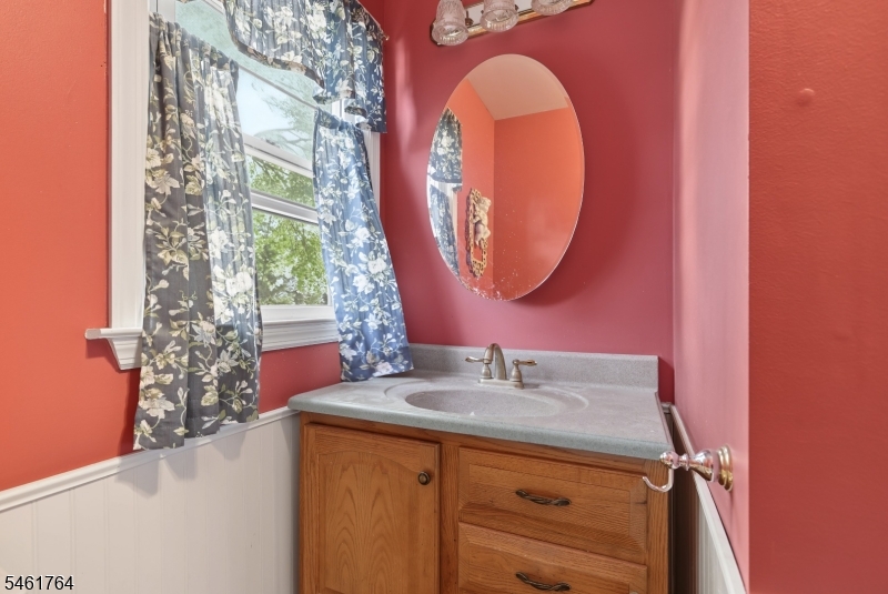 11 Elmer Street Raritan, NJ 08869 - Photo 34 of 46 Gallery Image 34