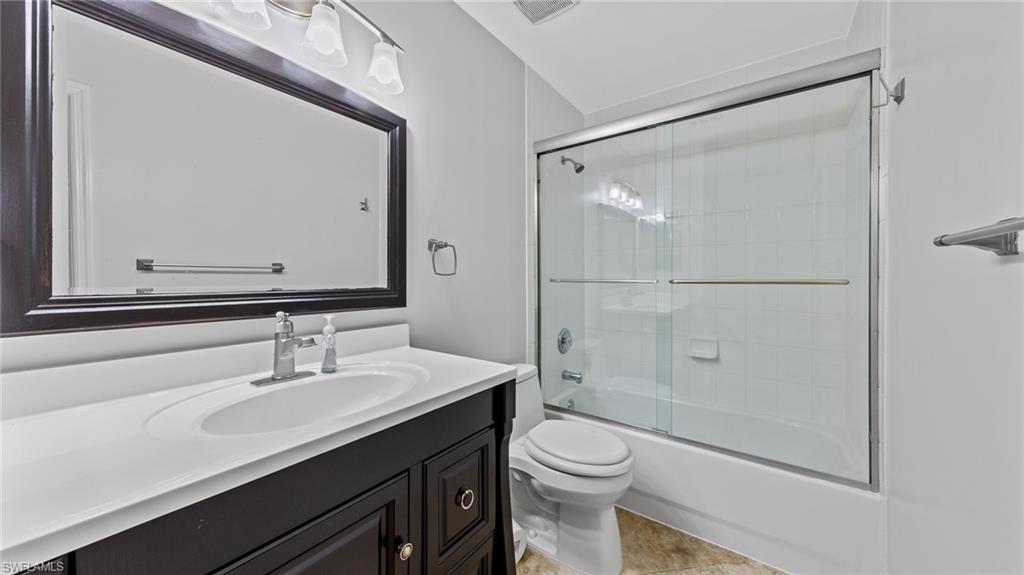 519 Roma Court, Unit 2203 Naples, FL 34110 - Photo 5 of 20 Gallery Image 5