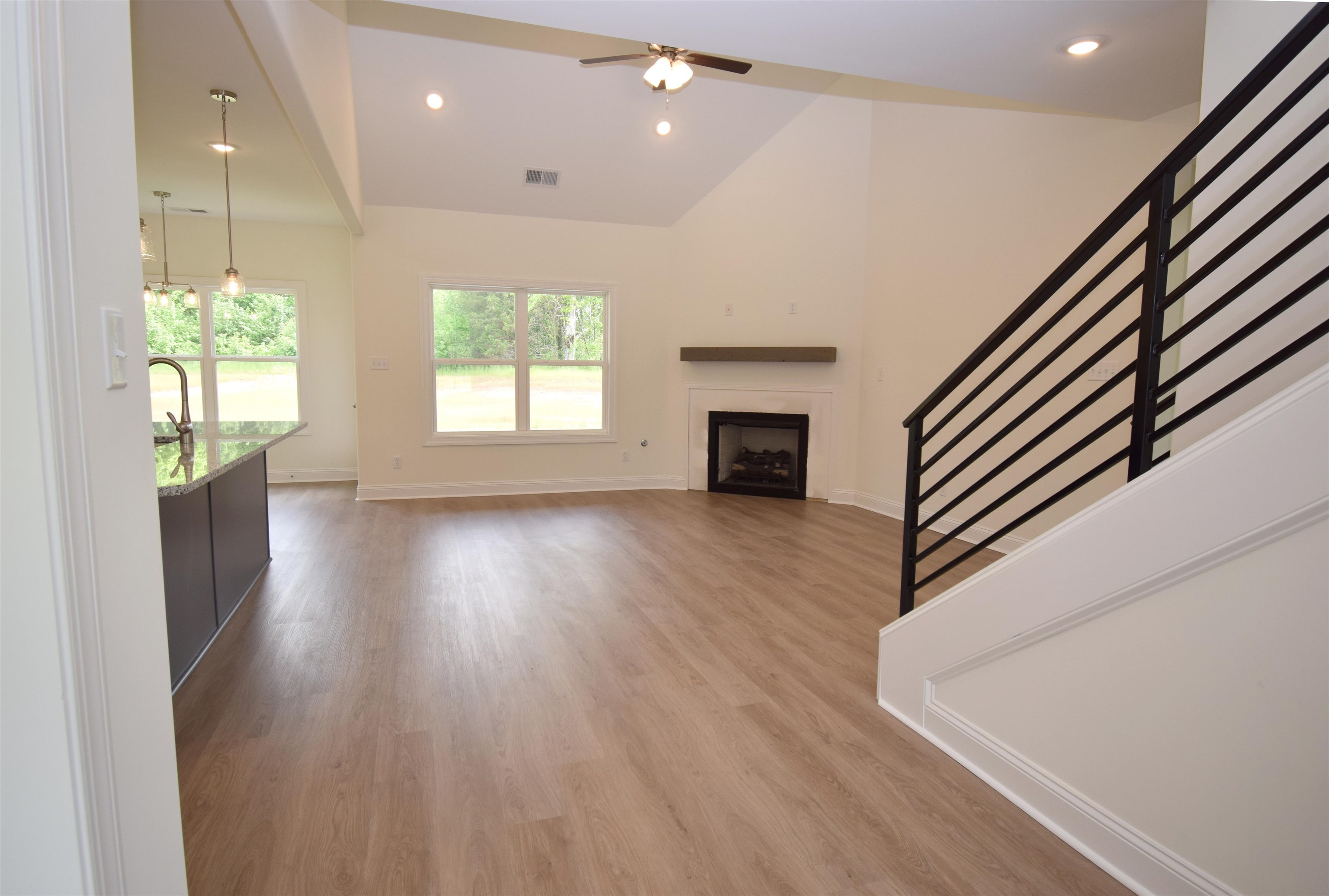 507 Centerline Roper Loop Byhalia, MS 38611 - Photo 2 of 28