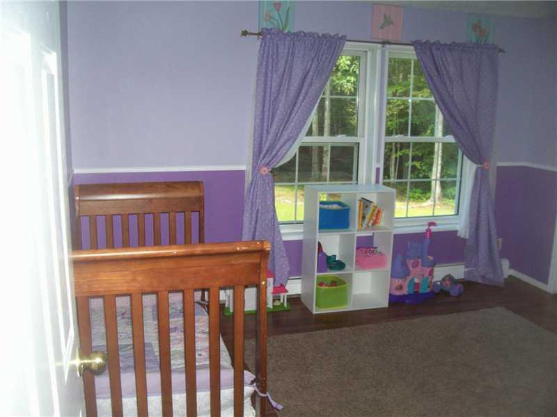 623 Benner Road Bristol, ME 04539 - Photo 5 of 9 Bedroom.
