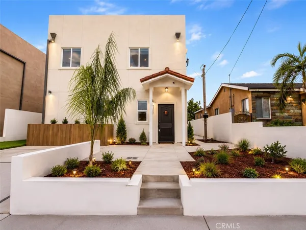 $1,395,000 | 16623 Lake Avenue, Paramount, CA 90723