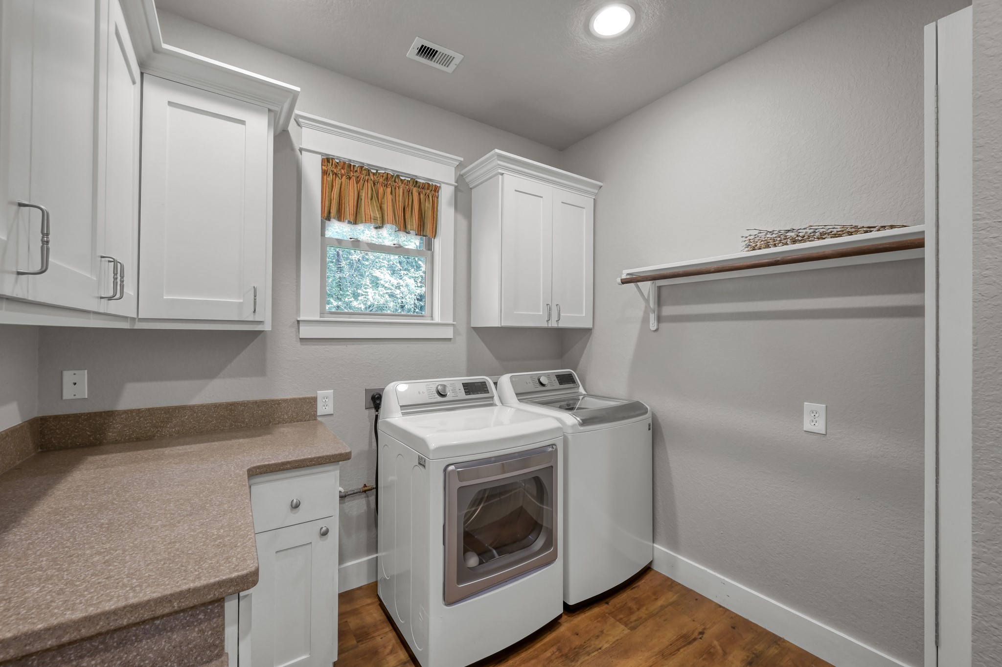 1615 Melissa Drive Spring, TX 77386 - Photo 18 of 40 Utility Room Downstairs