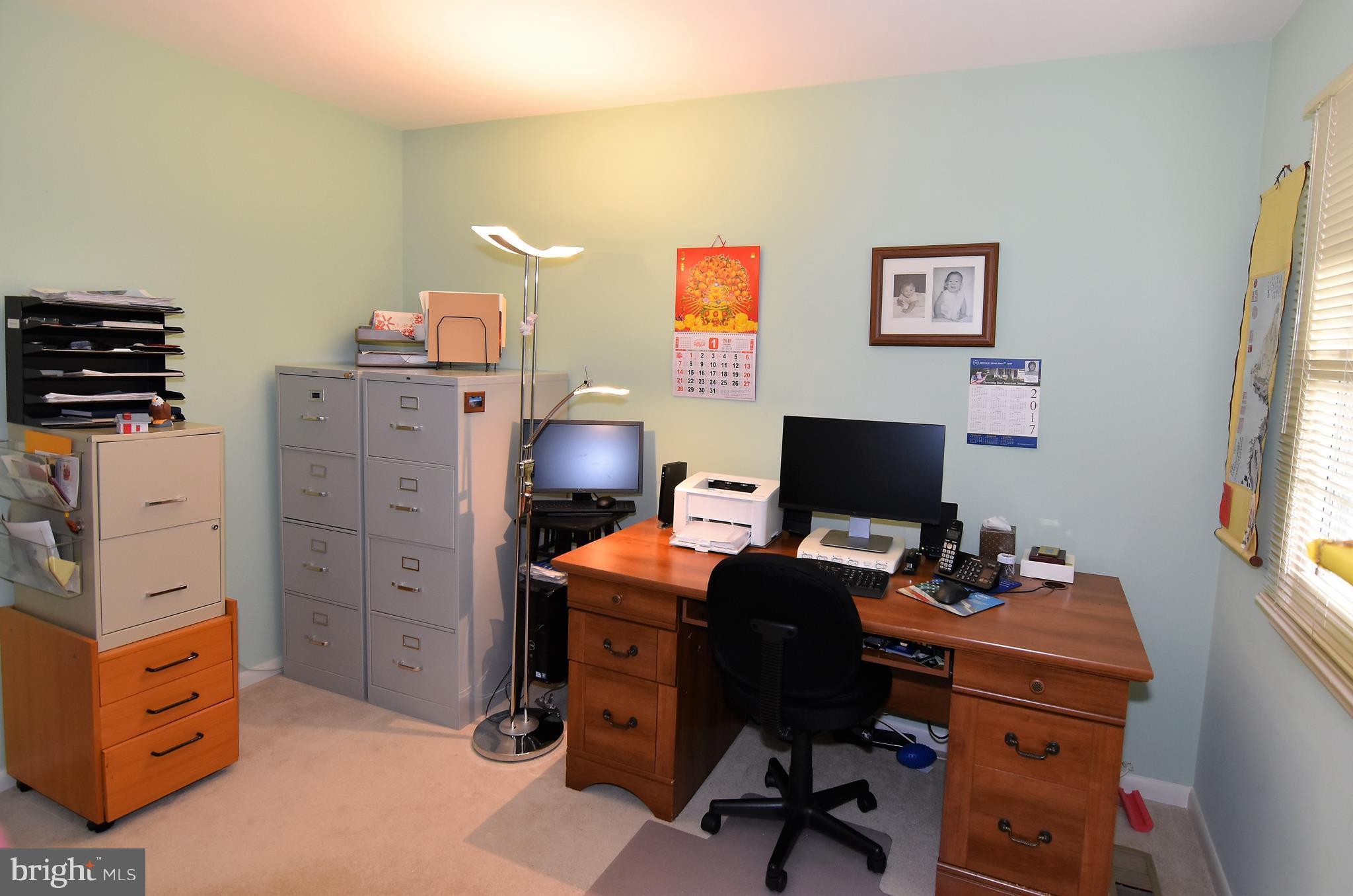 13485 Keytone Road Woodbridge, VA 22193 - Photo 21 of 30 Upper level Bedroom 2 -used as office at present