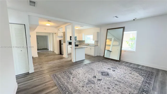 $4,300 | 1176 Northwest 48th Street, Miami, FL 33127