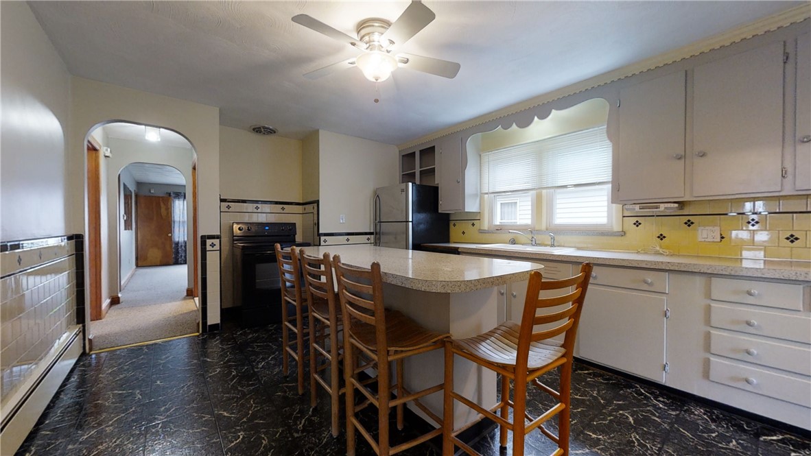 33 Rome Avenue Providence, RI 02908 - Photo 4 of 17