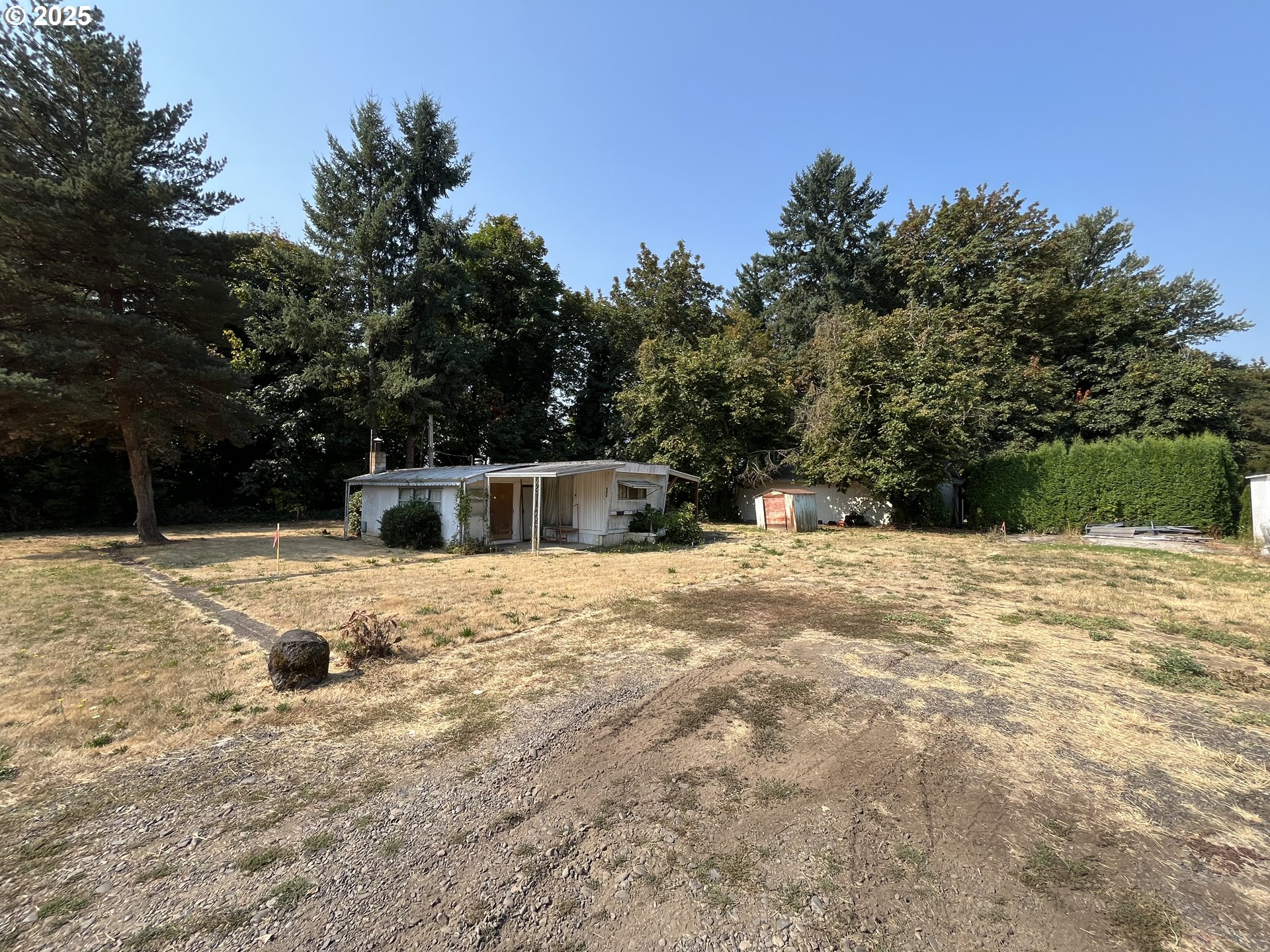 South Jefferson Lafayette, OR 97127 - Photo 10 of 15 a view of a outdoor space with a house