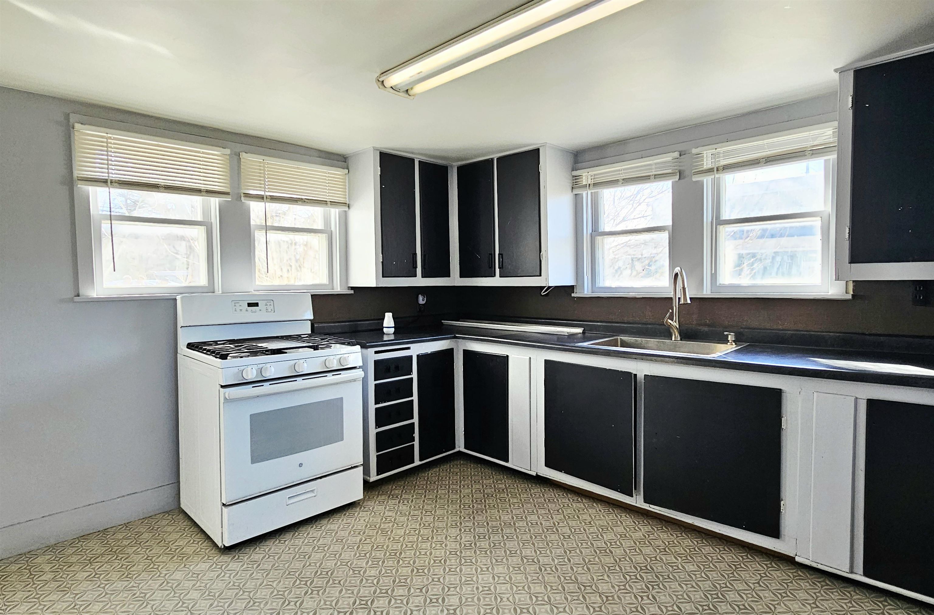 6707 North Lumberjack Road Riverdale, MI 48877 - Photo 11 of 29
