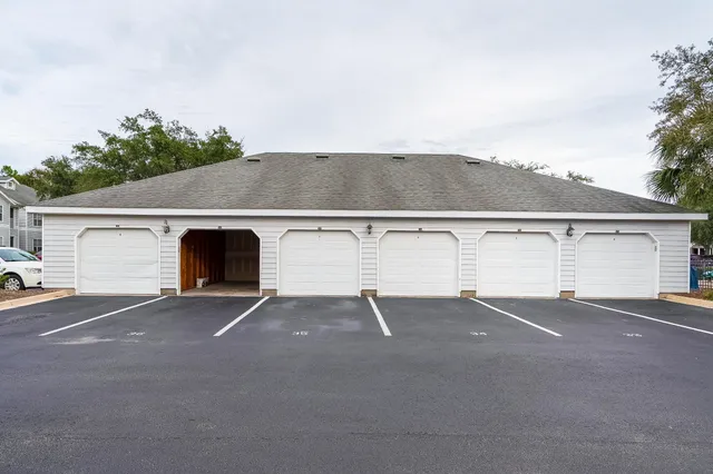 a view of a house with garage
