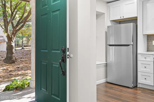 $379,000 | 1301 Commons East Brunswick Nj 08816, Unit 1, East Brunswick, NJ 08816