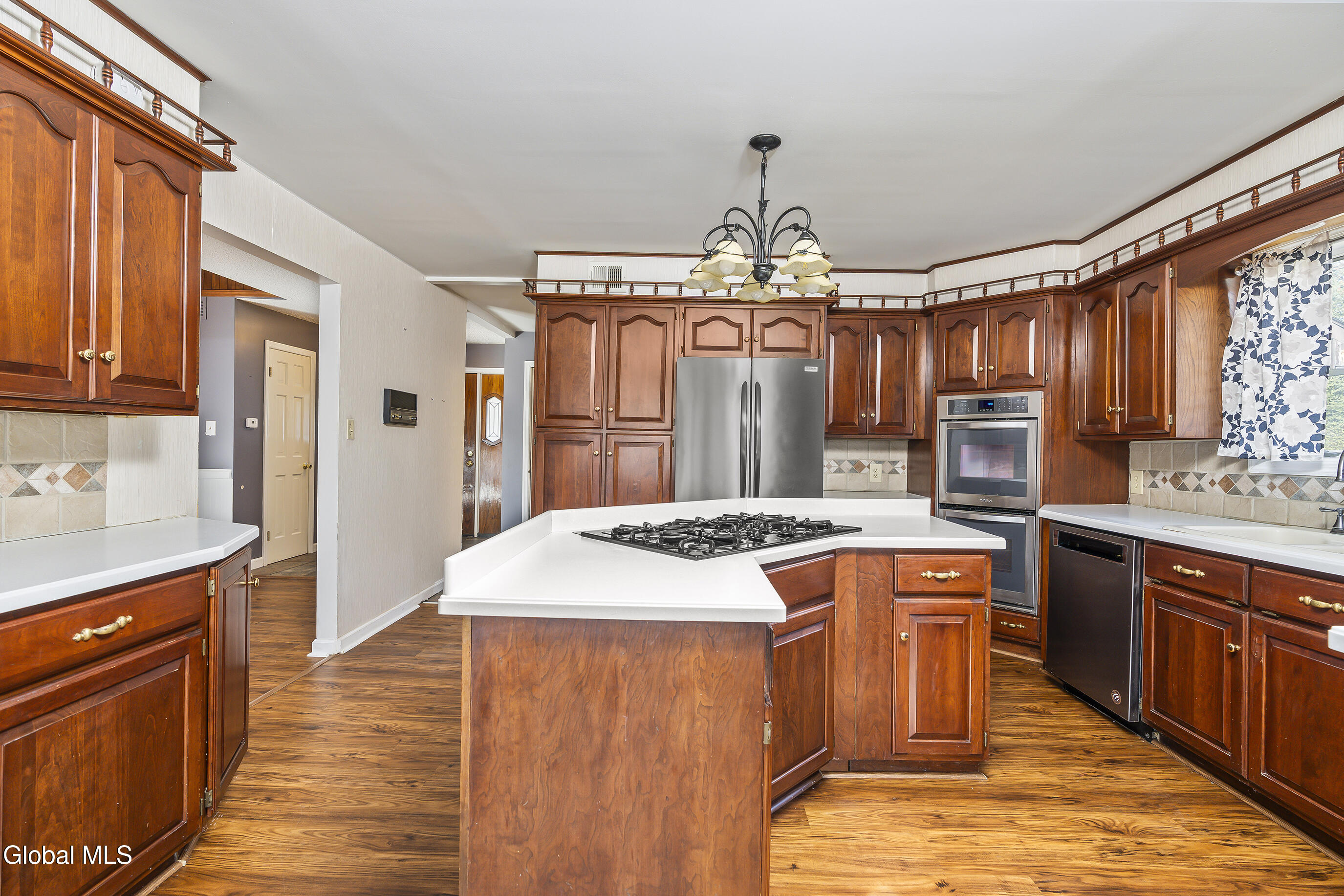 722 Feura Bush Road Bethlehem, NY 12054 - Photo 12 of 34 021-722-Feura-Bush-Road-Delmar-NY-12054