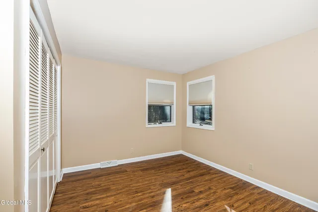 $399,000 | 722 Feura Bush Road, Bethlehem, NY 12054