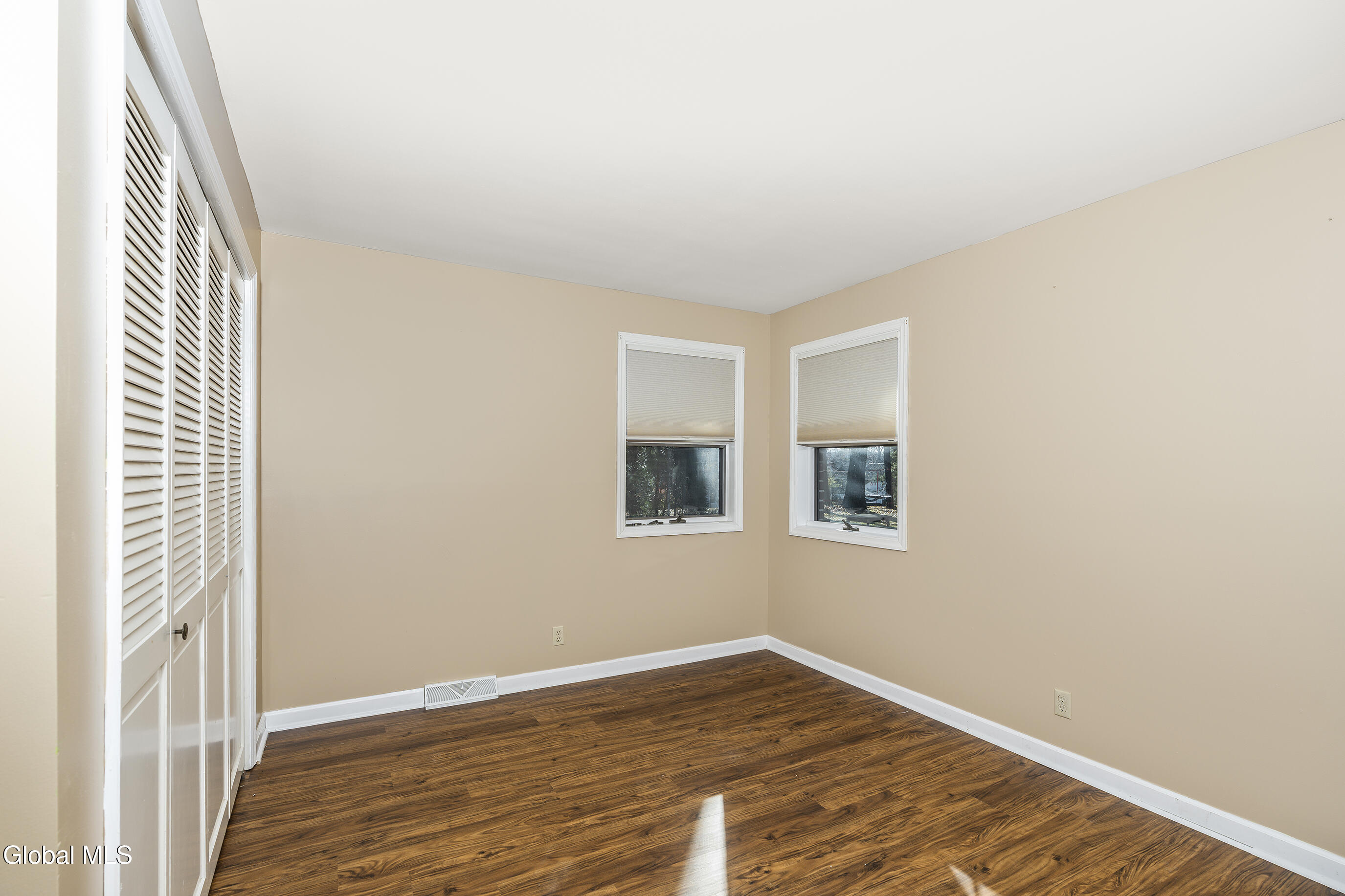 722 Feura Bush Road Bethlehem, NY 12054 - Photo 17 of 34 030-722-Feura-Bush-Road-Delmar-NY-12054