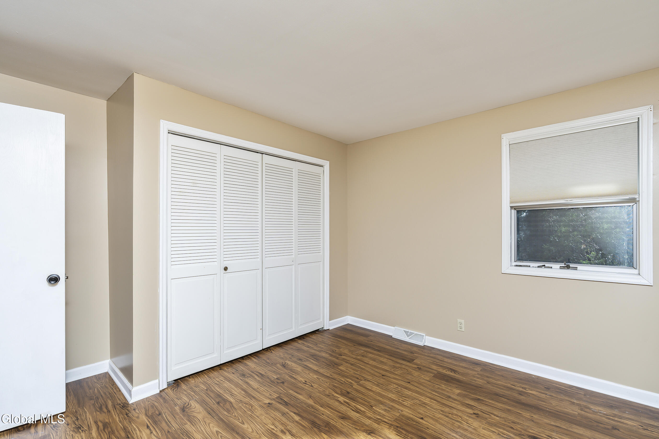 722 Feura Bush Road Bethlehem, NY 12054 - Photo 18 of 34 031-722-Feura-Bush-Road-Delmar-NY-12054