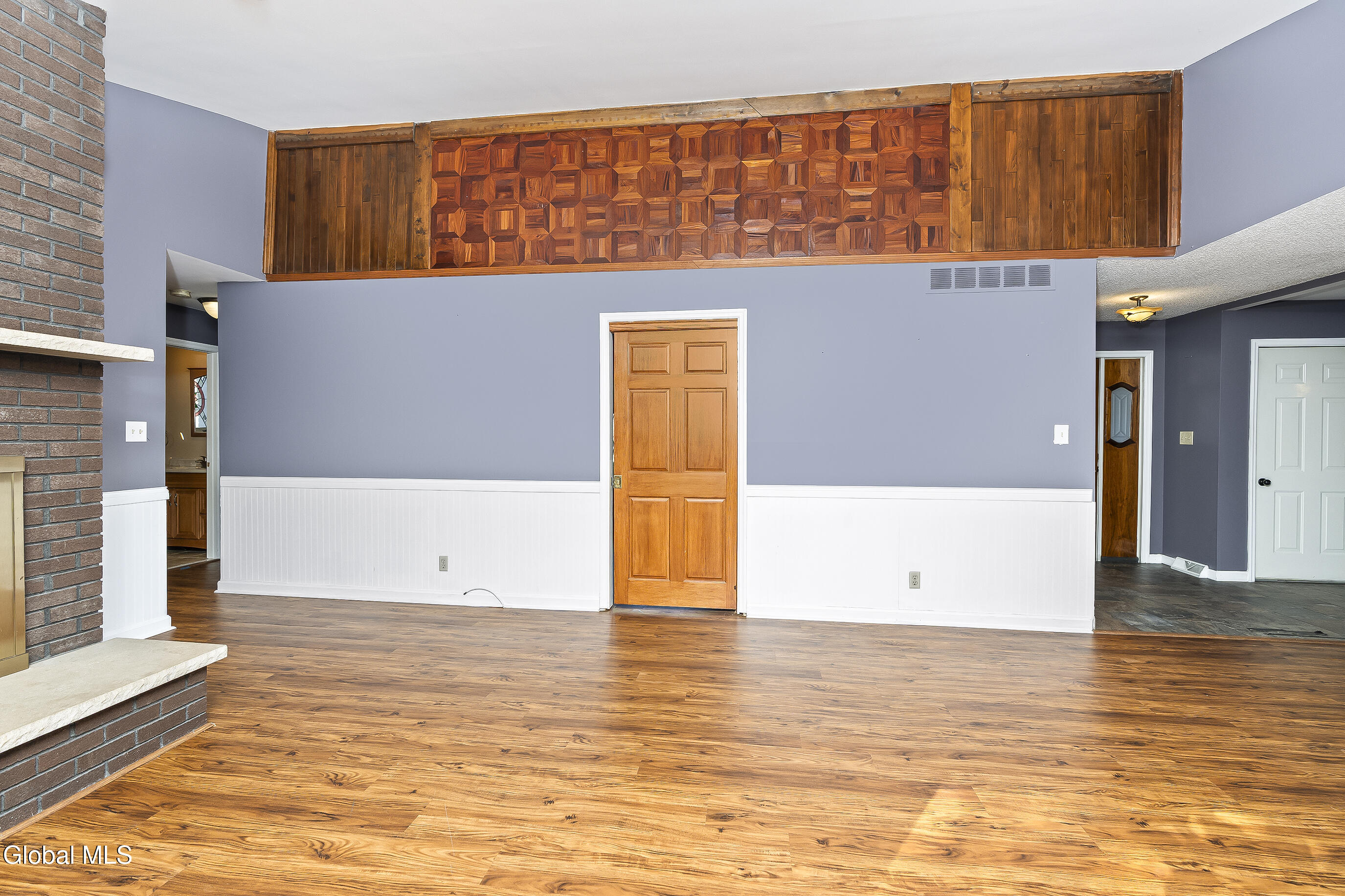 722 Feura Bush Road Bethlehem, NY 12054 - Photo 8 of 34 018-722-Feura-Bush-Road-Delmar-NY-12054