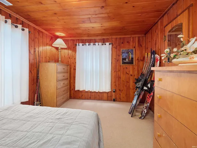 $625,000 | 2925 West Sycamore Beach Road, Angola, IN 46703