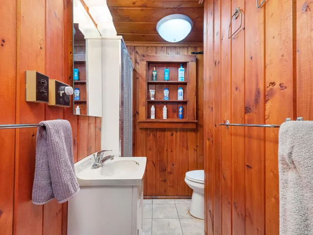 $625,000 | 2925 West Sycamore Beach Road, Angola, IN 46703