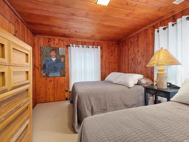 $625,000 | 2925 West Sycamore Beach Road, Angola, IN 46703