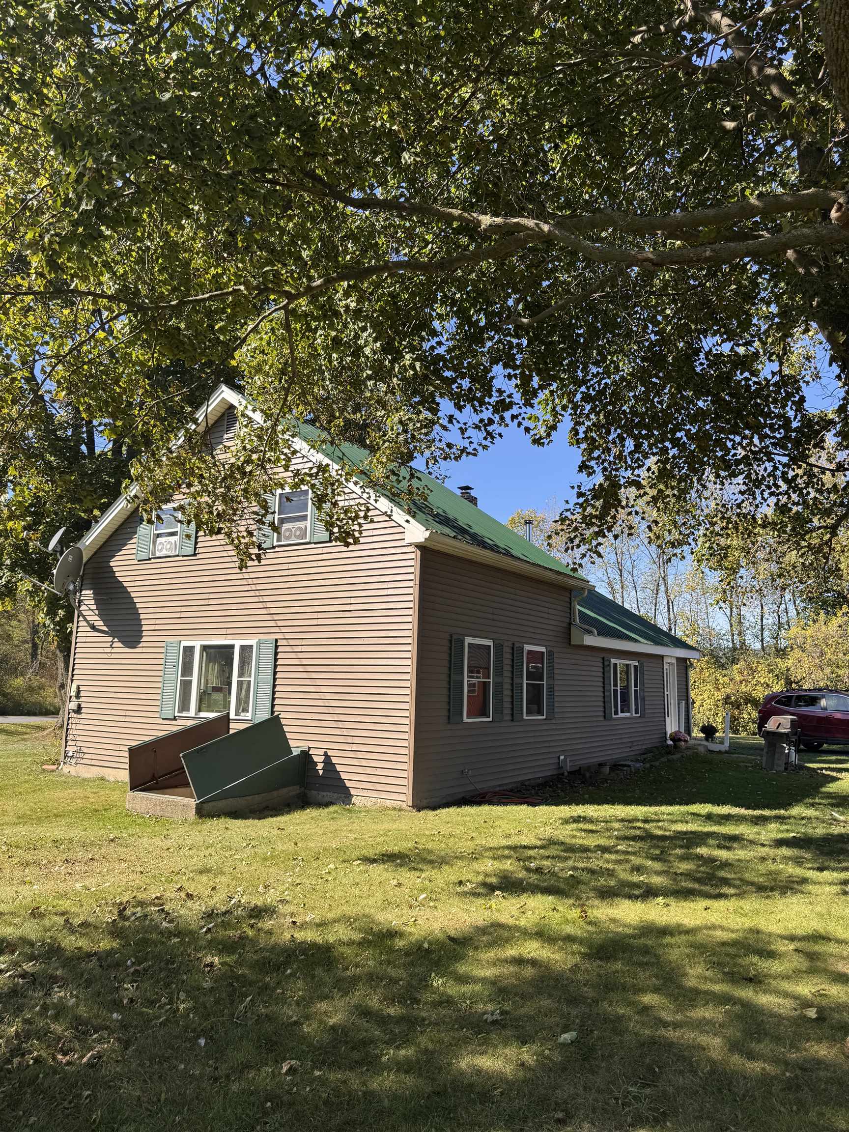 4240 Basin Harbor Road Ferrisburgh, VT 05491 - Photo 32 of 39