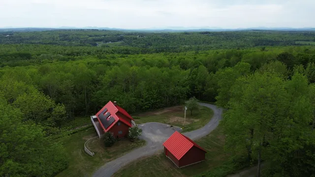 $589,000 | 657 East Ridge Road, Cornville, ME 04976