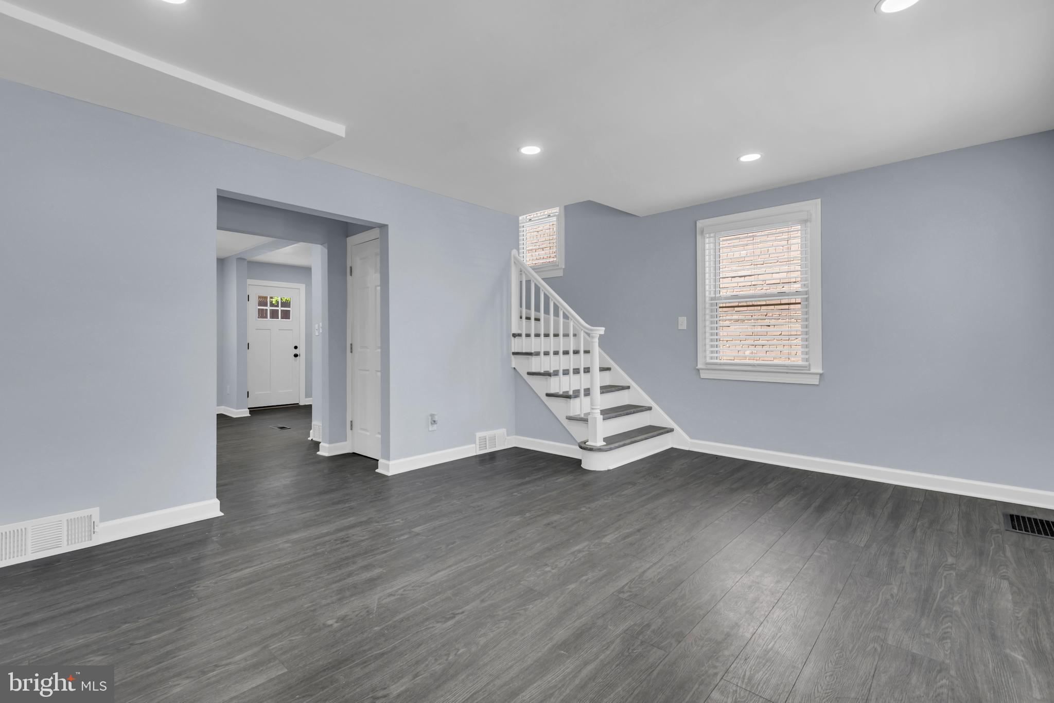 4621 Hillside Road Southeast Washington, DC 20019 - Photo 3 of 30 Gallery Image 3