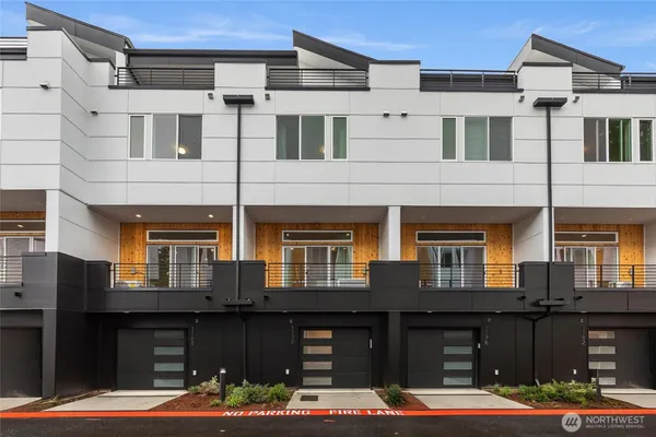 $1,435,000 | 1152 129th Court Northeast, Bellevue, WA 98005