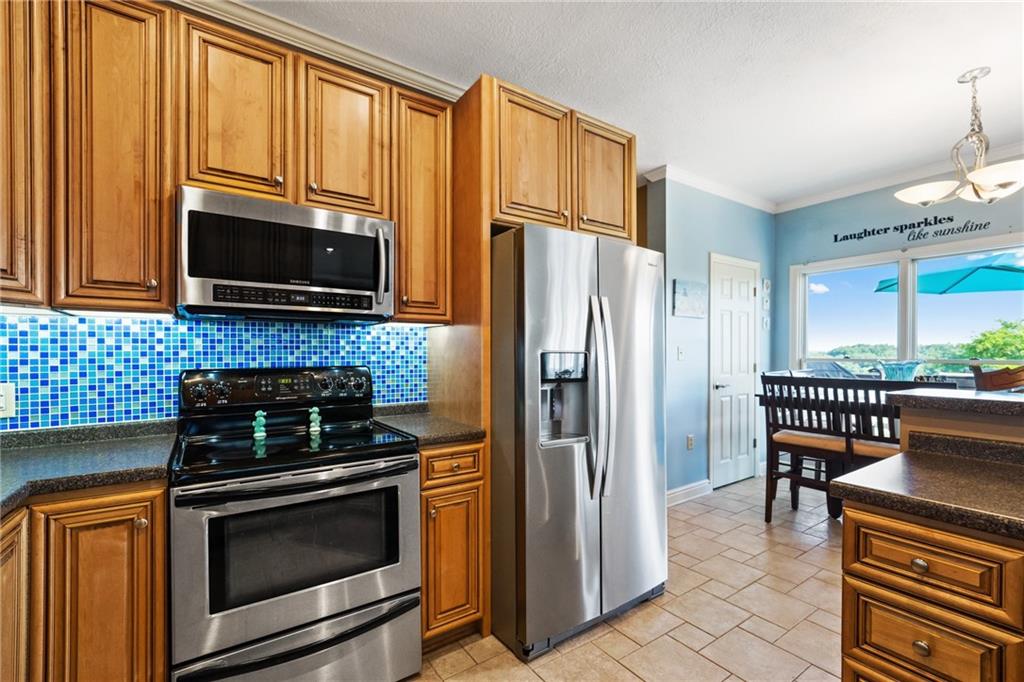 220 Ash Drive Elizabeth, PA 15037 - Photo 6 of 25