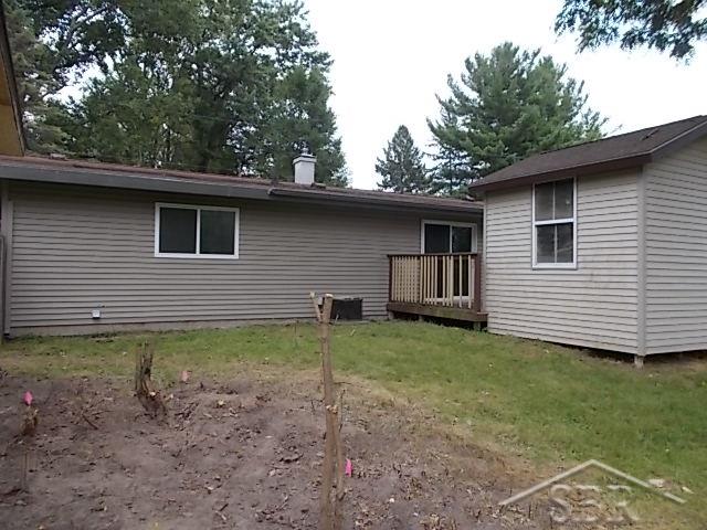 870 Day Road Saginaw, MI 48609 - Photo 25 of 27 31358098-24.JPG
