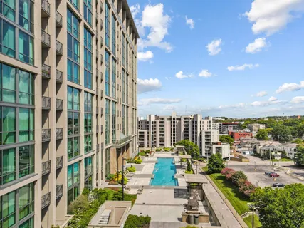 $625,000 | 900 20th Avenue South, Unit 1006, Nashville, TN 37212
