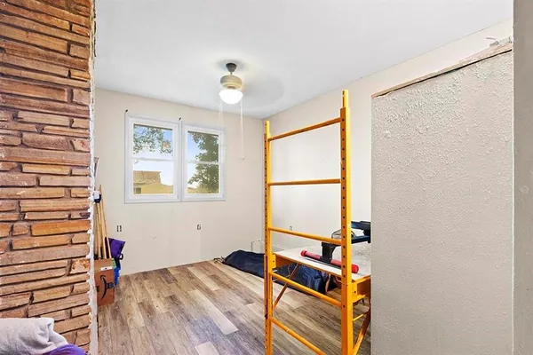 $325,000 | 450 Southeast 70th Lane, Lamar, MO 64759