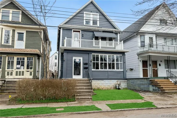 $250,000 | 25 Hartman Place, Buffalo, NY 14207