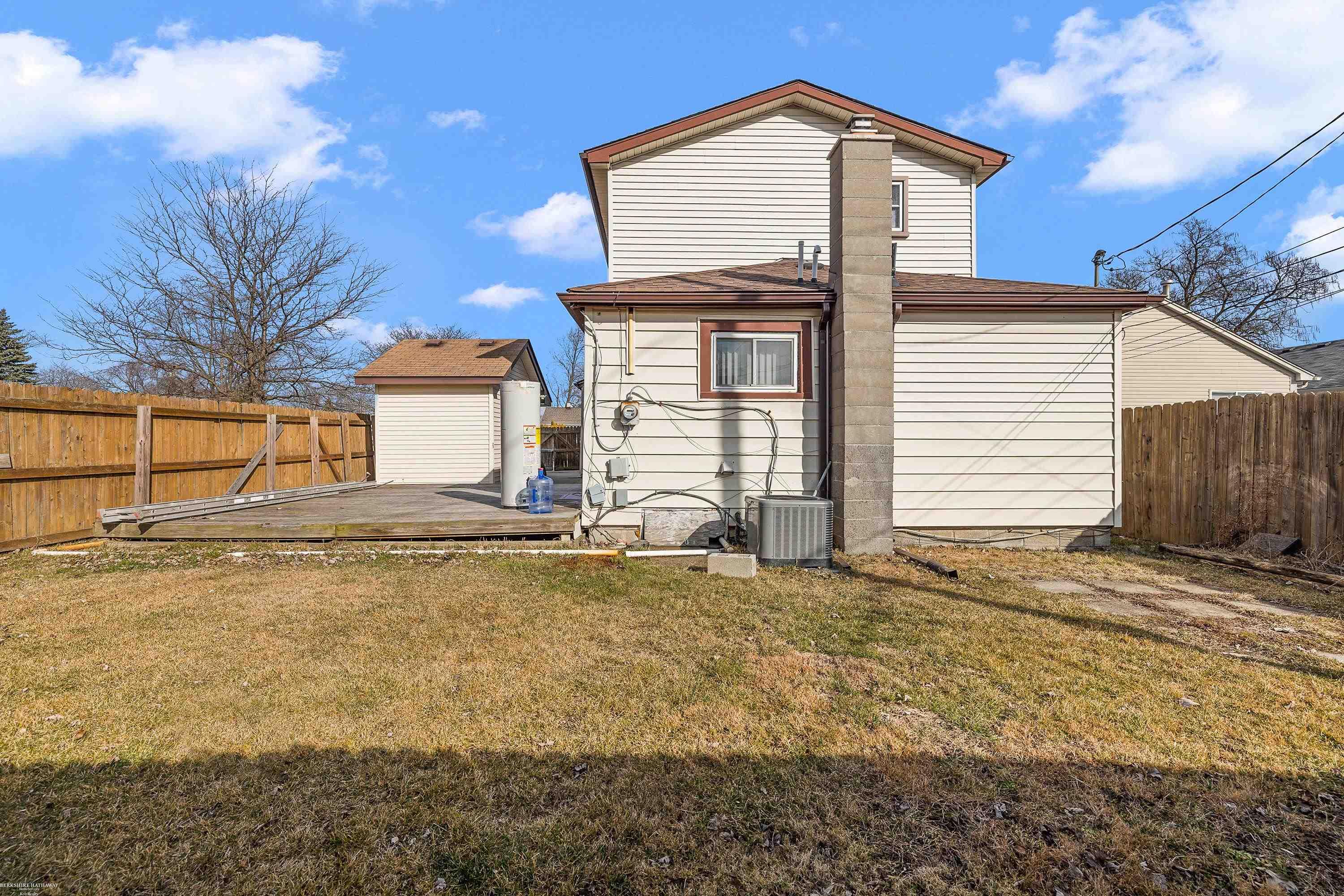 19230 Martin Road Roseville, MI 48066 - Photo 8 of 31 Gallery Image 8