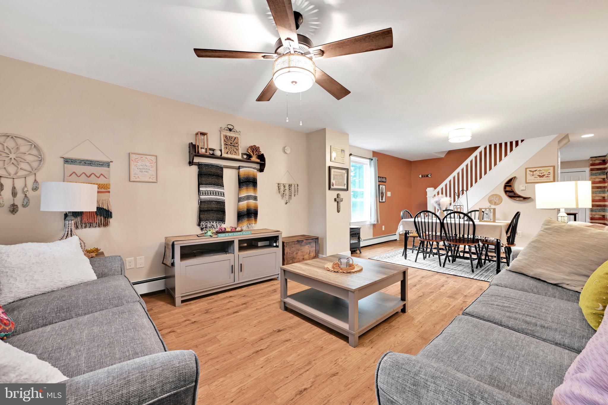 17 Southwest Lawn Road Pottsville, PA 17901 - Photo 7 of 31 Living Area