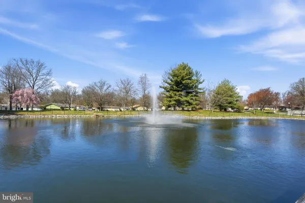 $199,999 | 3330 North Leisure World Boulevard, Unit 5712, Silver Spring, MD 20906