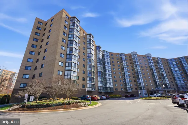 $199,999 | 3330 North Leisure World Boulevard, Unit 5712, Silver Spring, MD 20906