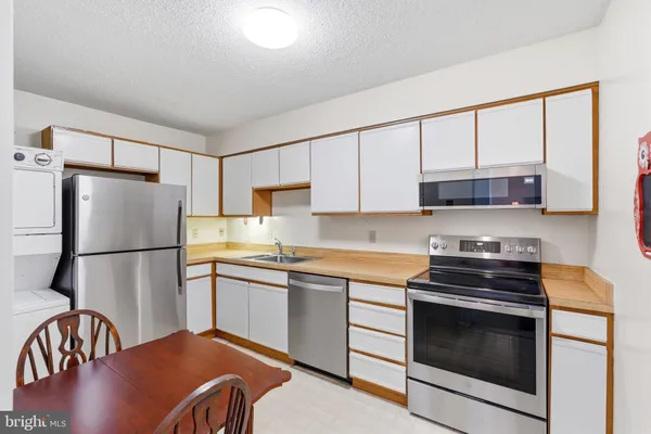 $199,999 | 3330 North Leisure World Boulevard, Unit 5712, Silver Spring, MD 20906