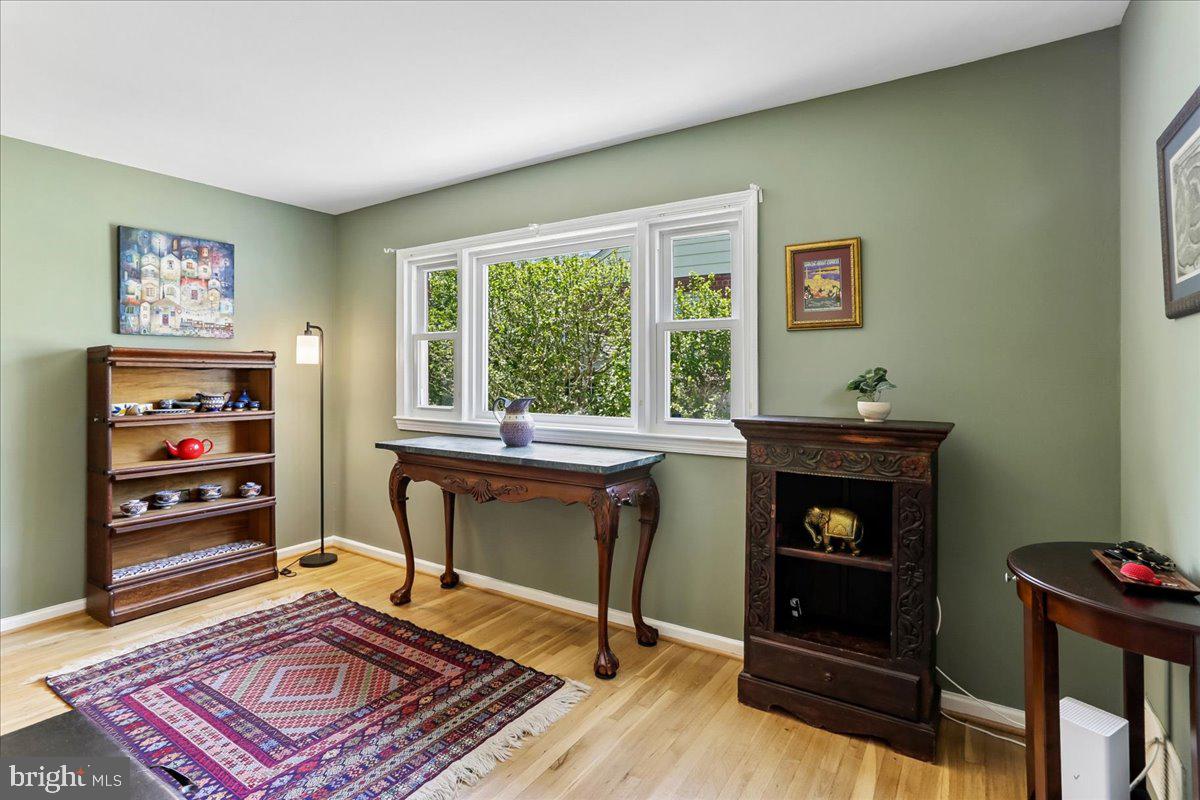 1504 Crest Road Silver Spring, MD 20902 - Photo 9 of 52