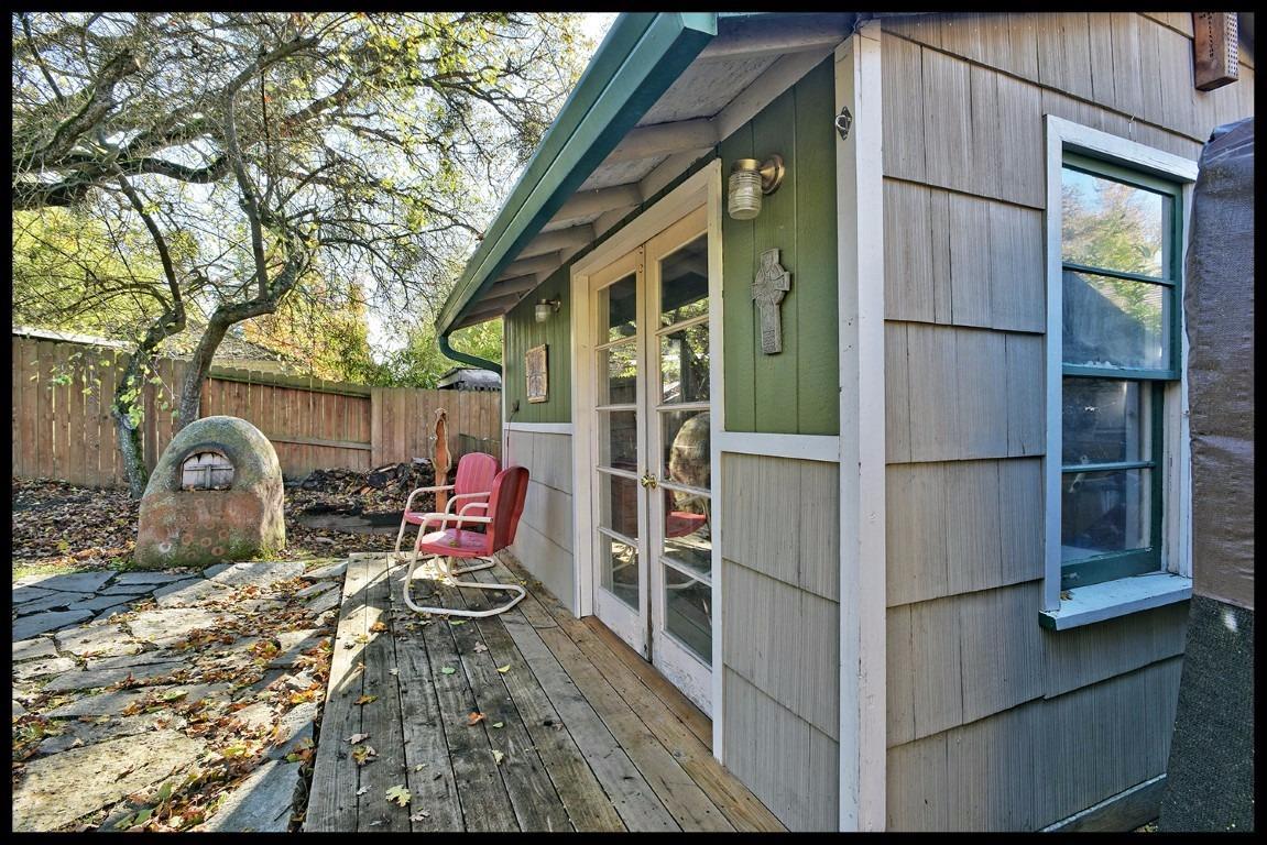 2012 Hillcrest Road Medford, OR 97504 - Photo 25 of 33 Additional Photo