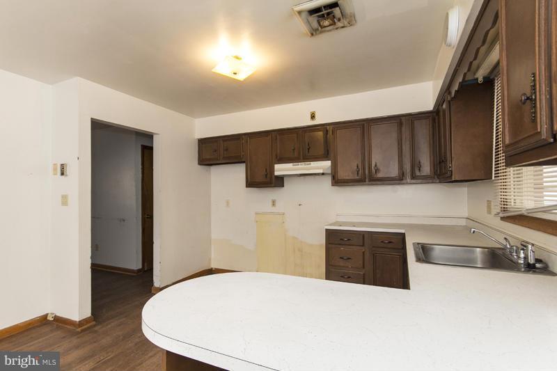 905 Carsins Run Road Aberdeen, MD 21001 - Photo 9 of 27 Kitchen